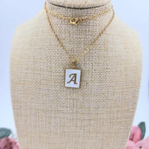 collar acero letras