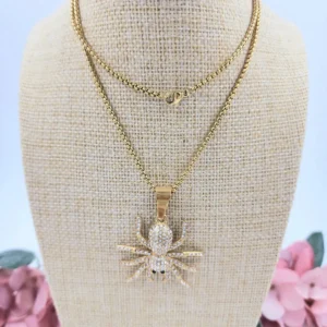 collar araña acero