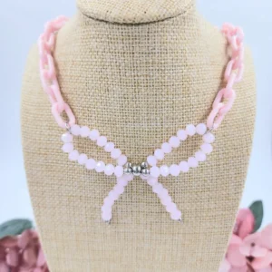collar coquette